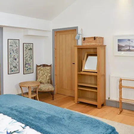Cowton's Old Dairy * East Cowton